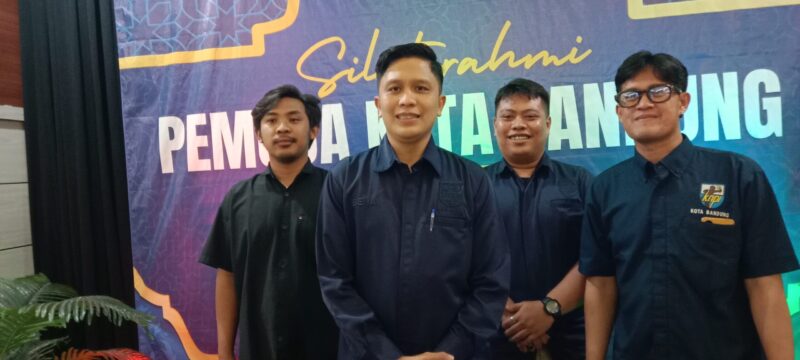 filter: 0; jpegRotation: 180; fileterIntensity: 0.000000; filterMask: 0; module:1facing:0; 
hw-remosaic: 0; 
touch: (-1.0, -1.0); 
modeInfo: ; 
sceneMode: Night; 
cct_value: 0; 
AI_Scene: (-1, -1); 
aec_lux: 32.0; 
hist255: 0.0; 
hist252~255: 0.0; 
hist0~15: 0.0;