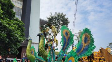 Antusiasme Masyarakat Warnai Kemeriahan Parade Asia Africa Festival 2026